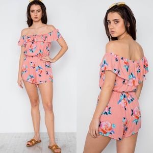 ‼️1 LRG Left‼️New Coral Floral Romper Large